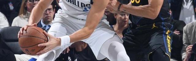 开云体育官网-只有他能撩拨库里心弦 汤神回归之夜勇士核心暴走