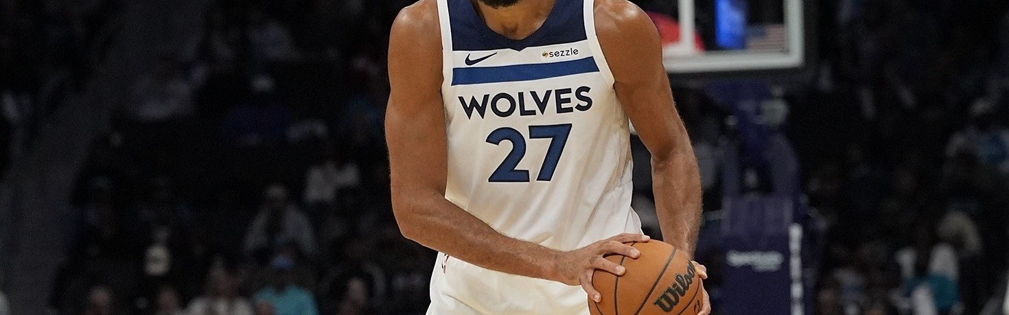 开云体育-进攻端太误事！戈贝尔10罚2中仅得10分13板1助2断2帽 2次两罚不中