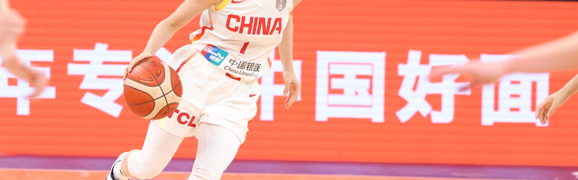 开云体育-媒体人：很多人还沉浸在世界杯亚军的辉煌 没认清后卫线青黄不接