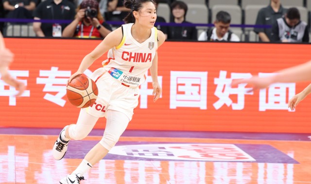 开云体育-媒体人：很多人还沉浸在世界杯亚军的辉煌 没认清后卫线青黄不接