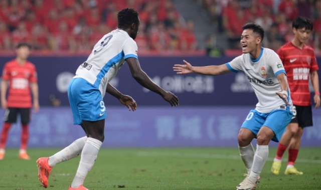 开云体育官网-德转显示西海岸引进阿齐兹转会费34万欧，双方签约至2027年底