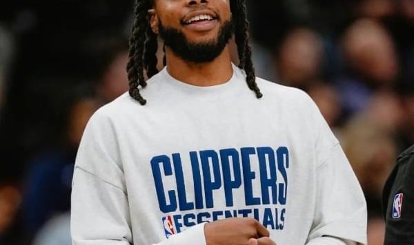 开云体育-17分逆转奇迹！快船交易成就翻盘大腿！