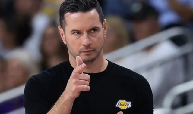 湖人防守没救了！资源不够，雷迪克无体系支撑，对手疯狂点东契奇